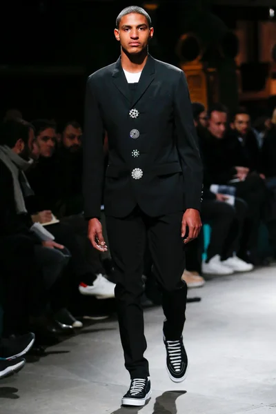 Look 56